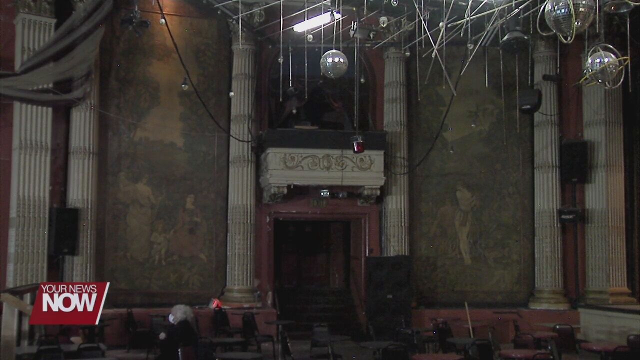 Ohio Theatre original murals unveiled, set for restoration